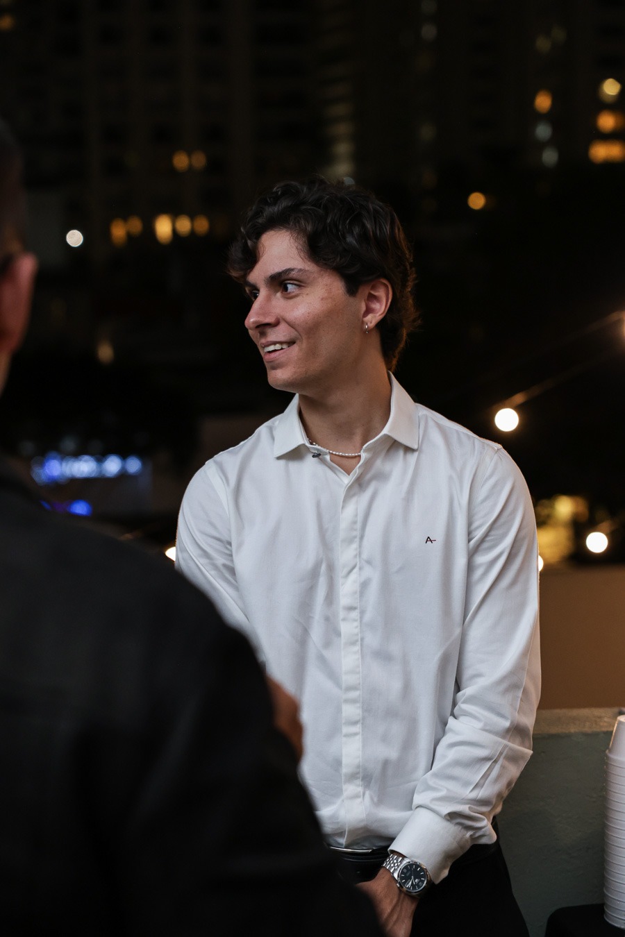 Guilherme Pauleschi em um encontro noturno