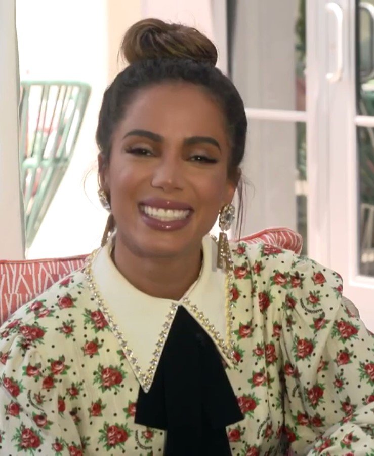 Anitta em apresentação