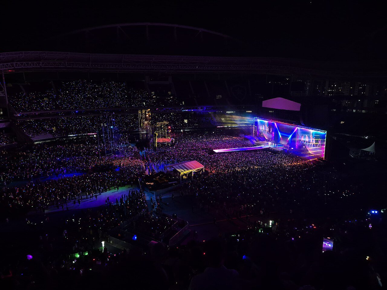 Shakira na turnê Las Mujeres Ya No Lloran, no Rio de Janeiro
