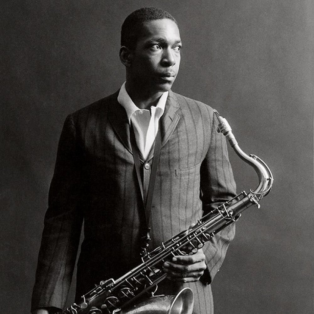 Coltrane faria 100 anos, e shows gravados escondidos saem em novembro