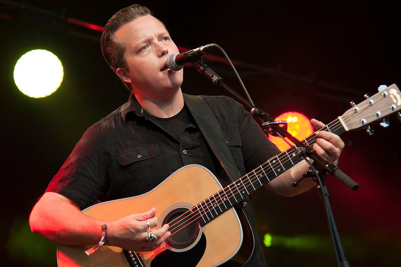 Jason Isbell volta ao palco com o Drive-By Truckers para tocar Decoration Day inteiro